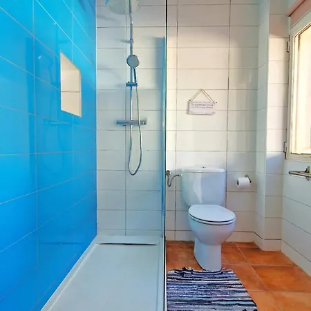 Holiday home Craig, Spacious With Amazing Garden And Private Heated Pool Rotova