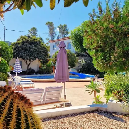 Craig, Spacious With Amazing Garden And Private Heated Pool * Rotova