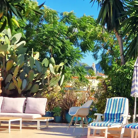 Holiday home Craig, Spacious With Amazing Garden And Private Heated Pool Rotova